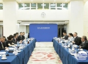 李成钢会见中国美国商会会员企业代表团